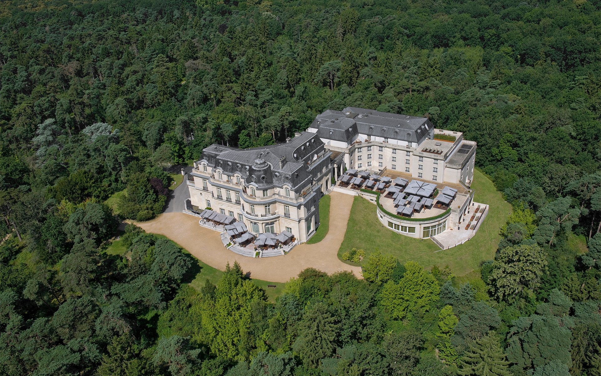 Château Hôtel Mont Royal Chantilly - Château pour mariage en Ile-de-France